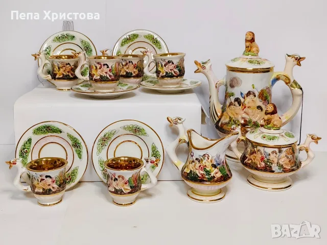 Сервиз за кафе Capodimonte.