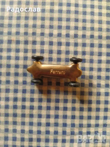 малка количка Ferrero, снимка 6 - Колекции - 49568823