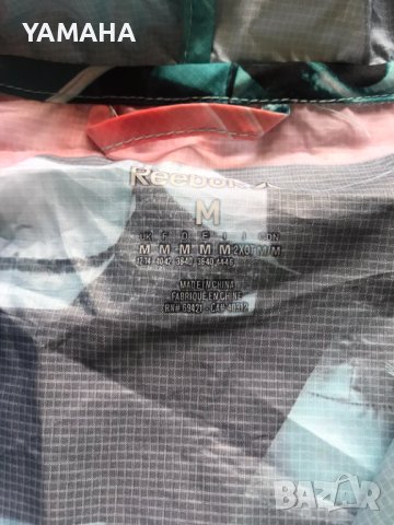 Reebok  Дамска Ветровка  М, снимка 4 - Спортни екипи - 42024955