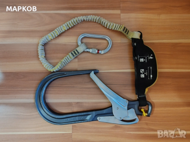 Карабинер Petzl MGO Open 110 25kn с абсорбиращо въже, снимка 2 - Екипировка - 52922859