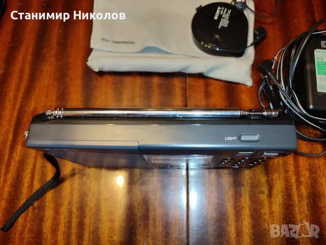 Портативно радио Sony ICF-SW7600G FM Stereo/SW/MW/LW PLL World Radio Band Receiver, снимка 4 - Радиокасетофони, транзистори - 49139183