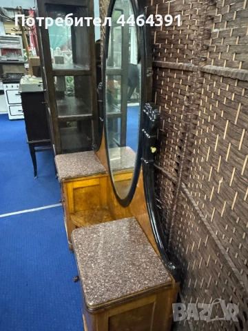 Масивна винтидж тоалетка , снимка 5 - Антикварни и старинни предмети - 52628052