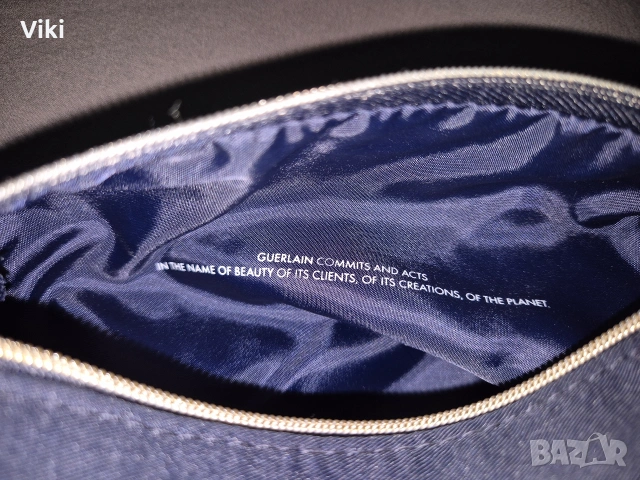 Оригинален чисто нов Guerlain несесер за гримове, снимка 2 - Чанти - 53088547