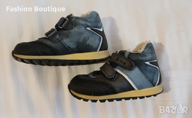 Детски зимни обувки за момче- 24 номер , и пантофи да градина- 23 номер  Цена за двете- 14лв Без заб, снимка 2 - Бебешки боти и ботуши - 51895885