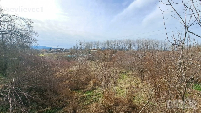 Продавам два съседни парцела в местност Севлиевски лозя , снимка 6 - Парцели - 54082851