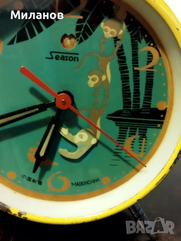 Стар анимиран будилник, настолен часовник, снимка 3 - Антикварни и старинни предмети - 53943060