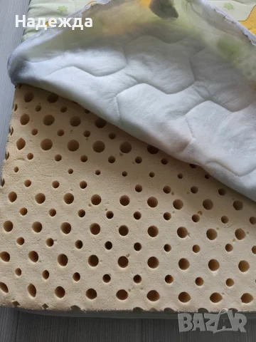 Бебешки / детски матрак пенолатекс 70/140 + подарък, снимка 2 - Детски матраци - 56462684