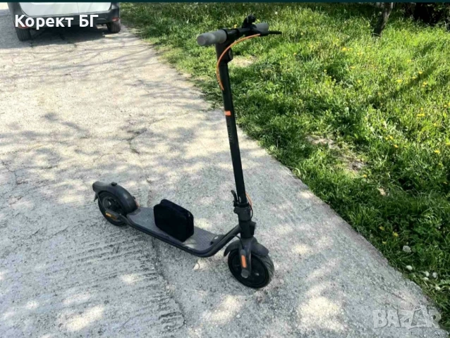 Ninebot F2 Plus KickScooter от Segway – 400 W МОЩНОСТ, 55 КМ, снимка 2 - Мотоциклети и мототехника - 51347006