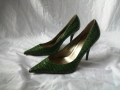 № 40 дамски обувки на висок ток имитация на крокодилска кожа в зелен цвят CATWALK, снимка 1