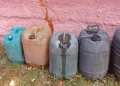 7 Пластмасови туби за гориво, фуния, 2 лейки и маркуч за гориво, снимка 6
