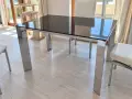Малка трапезна маса със стъклен плот, снимка 1