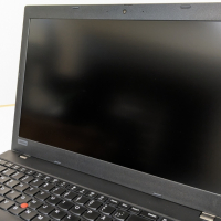 Lenovo ThinkPad L590 15.6" 1920x1080 i5-8265U 8GB 256GB батерия 2 часа, снимка 4 - Лаптопи за дома - 44700322
