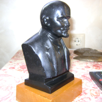 Стар бюст Ленин , снимка 3 - Антикварни и старинни предмети - 44816547