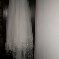 Сватбена рокля и Воал-оригинални от колекцията на Demetrios, снимка 14 - Сватбени рокли - 29671623