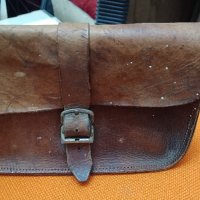 Стара кожена чантичка, снимка 1 - Антикварни и старинни предмети - 44309482