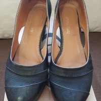 Продавам дамски обувки, снимка 1 - Дамски ежедневни обувки - 36764441