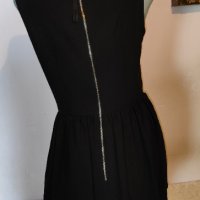 Къса черна рокля на H&M р-р S/М, снимка 5 - Рокли - 40458679