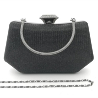Малка дамска официална чанта с нестандартен дизайн 19/11см, снимка 1 - Чанти - 44778204