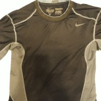 Черна маркова оригинална тениска Nike , спортна , със сиви дишащи сегменти. , снимка 5 - Тениски - 37476382