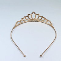 фина златиста сребриста корона диадема с камъчета  тиара дамска детска , снимка 5 - Шноли, диадеми, ленти - 17297148