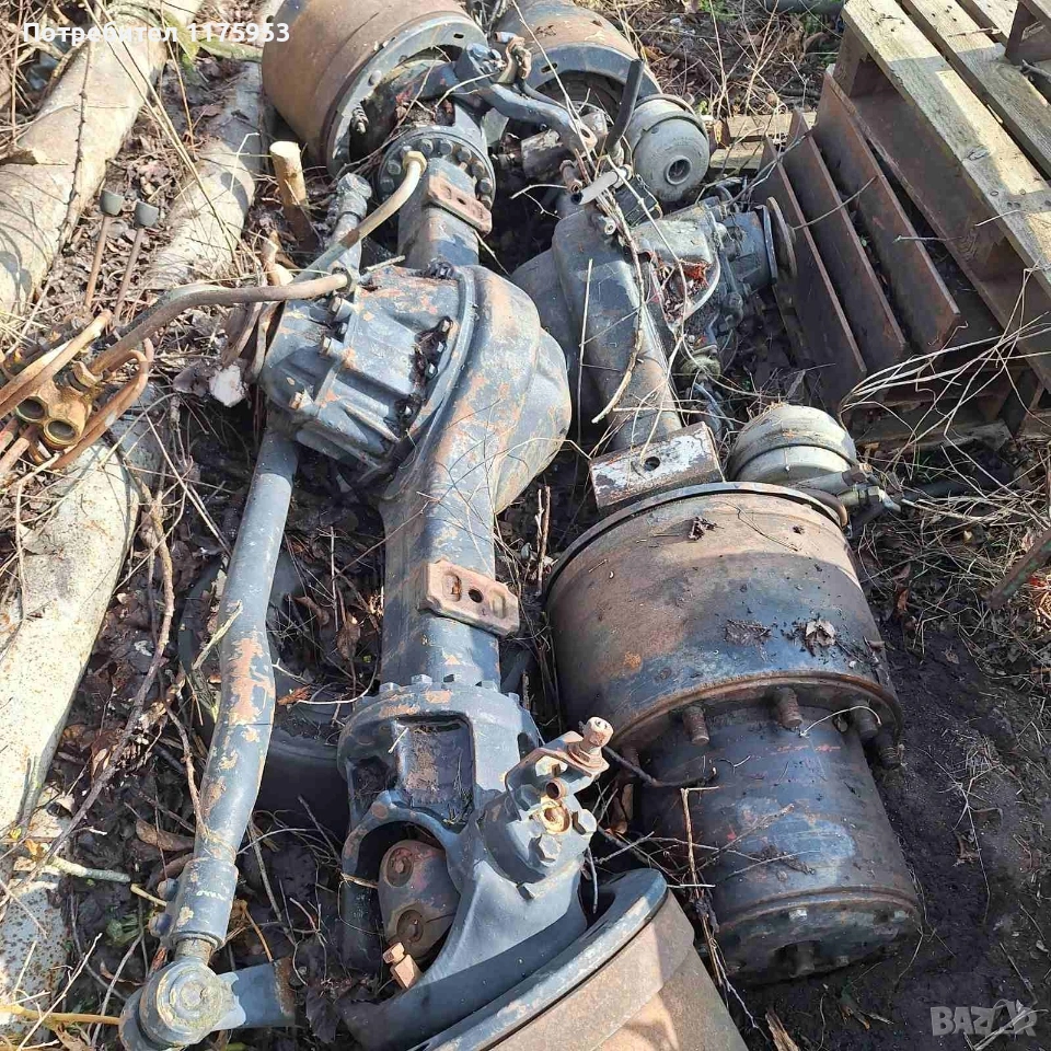 заден и преден мост от камион Ивеко Евростар, снимка 1