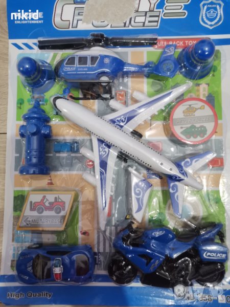 Самолет хеликоптер мотор автомобил полиция кран пластмасов пластмасови фигурки играчки играчка , снимка 1