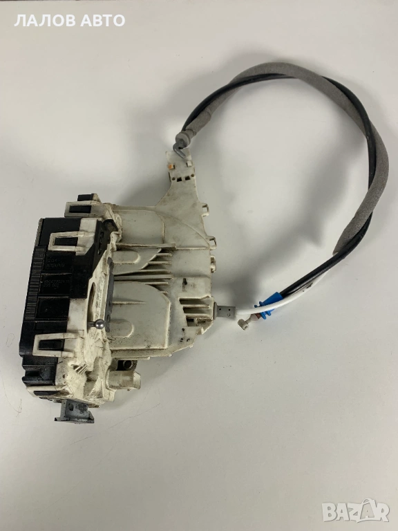 Предна лява брава Мерцедес Спринтер Predna lqva brava Mercedes Sprinter A9067202135, снимка 1