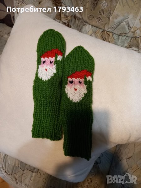 Ръчно плетени детски Коледни чорапи, дължина на ходилото 20 см., снимка 1