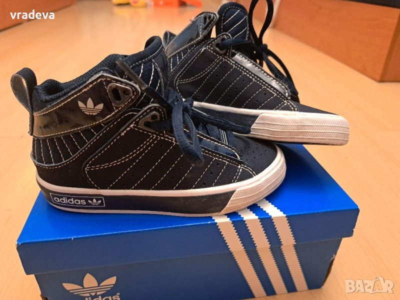 Маратонки адидас, снимка 1