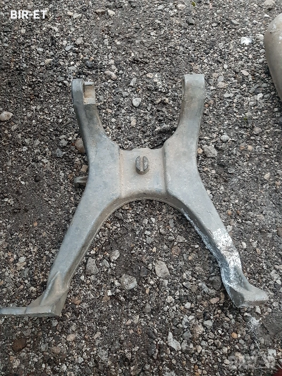 Централна степенка за Мз етз/ Mz etz, снимка 1