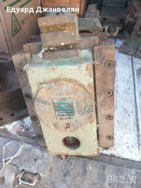 щос глави , снимка 1