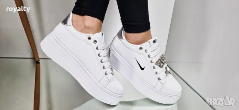 Nike дамски маратонки , снимка 1