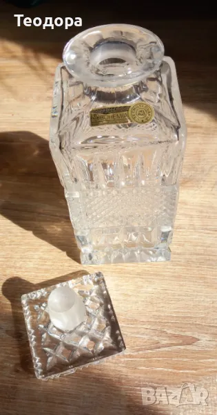 Кристална гарафа за уиски, Бохемия., снимка 1