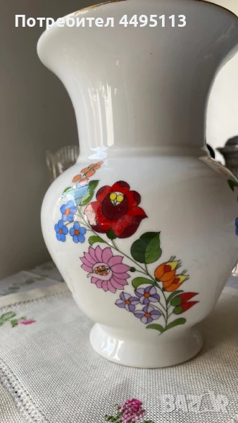 Порцеланова ваза за цветя Унгария, снимка 1