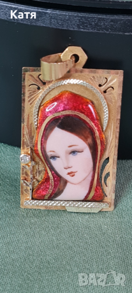 Златен медальон Богородица с брилянт, снимка 1
