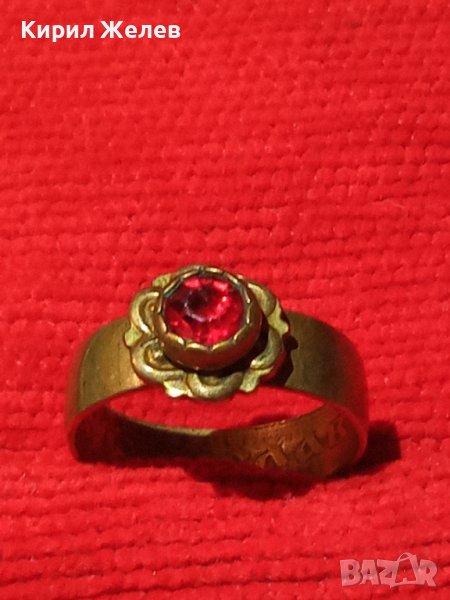 СТАРИНЕН ПОЗЛАТЕН БРОНЗОВ ПРЪСТЕН от ДИНАР КРАЛСТВО ЮГОСЛАВИЯ с ФАСЕТИРАН ЕСТЕСТВЕН ГРАНАТ 32351, снимка 1