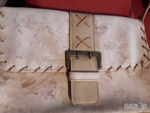 Дамска чанта бежова средна дръжка, снимка 9 - Чанти - 29870160