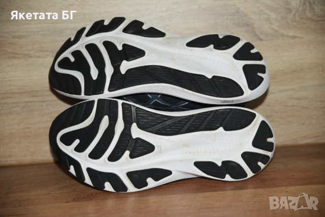 Asics оригинални мъжки маратонки, размер 44.5, снимка 5 - Маратонки - 54317616