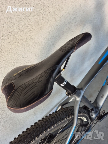 Планински карбонов велосипед Kilimandjaro CARBON 29 цола , снимка 15 - Велосипеди - 52832853