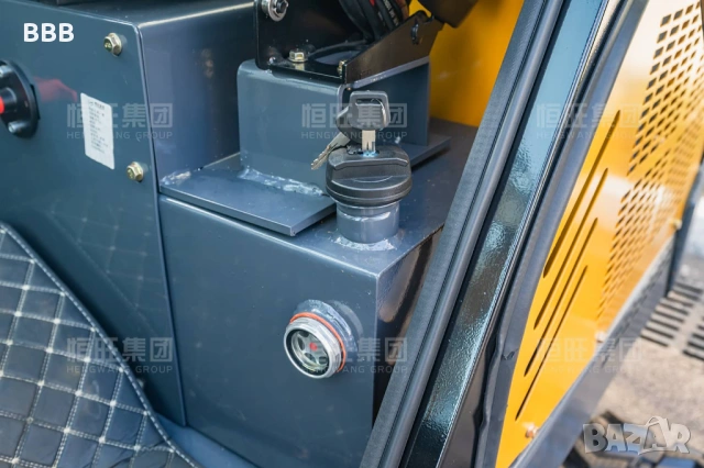 Продавам багер Hengwang HW 30, снимка 15 - Индустриална техника - 53217199