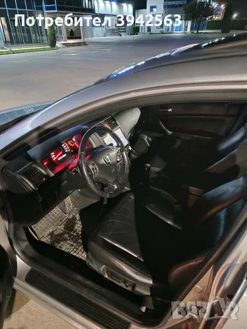Honda Accord 2.2 cdti, снимка 12 - Автомобили и джипове - 56467431