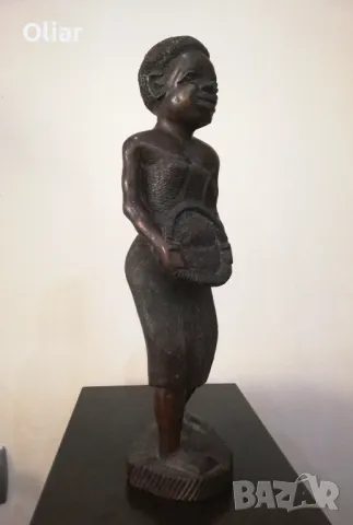 Много красива и реалистична статуетка на жена с дете. Дърво. , снимка 5 - Статуетки - 48092238