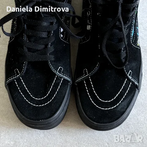 Мъжки кецове Vans Disney x Sk8-Hi Shoes 100 Year Anniversary, снимка 7 - Кецове - 56121777