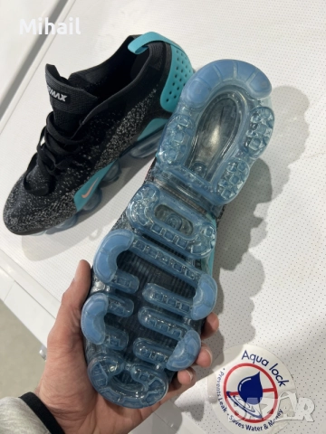Чисто нови Nike Air VaporMax Flyknit 2.0 Hot Punch – 44 номер, снимка 4 - Спортни обувки - 56225196
