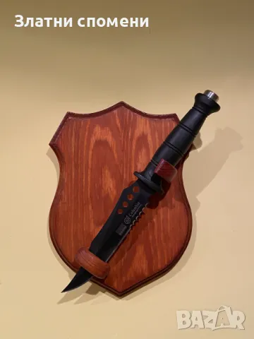 Стенна дървена стойка за нож – Елегантност и Функционалност!, снимка 2 - Ножове - 49280508