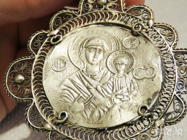 Възрожденска Сребърна икона, амулет, накит, медальон с Богородица, Дева Мария - Панагия 70 мм - Бого, снимка 9 - Антикварни и старинни предмети - 30339453