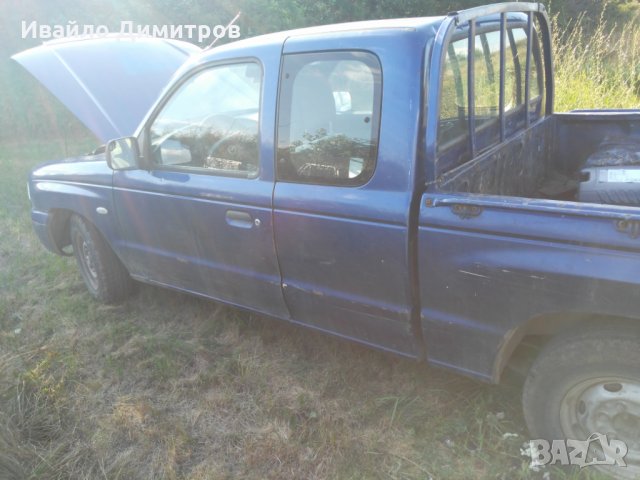 Mazda B2500,на части., снимка 3 - Автомобили и джипове - 29676309