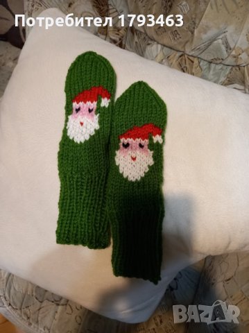 Ръчно плетени детски Коледни чорапи, дължина на ходилото 20 см.