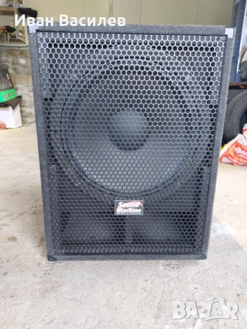 Продавам Бас 18 inch Марка Говорител RCF 18 P 300 Model 1000w