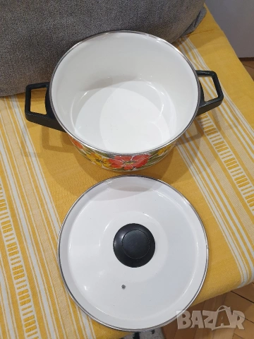 Старо производство емайлирана тенджера, снимка 2 - Съдове за готвене - 54138281